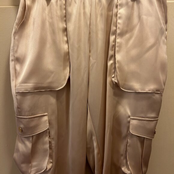 Pants - Picture 3 of 5